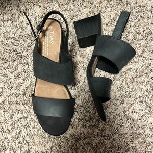 TOMS black leather block heel